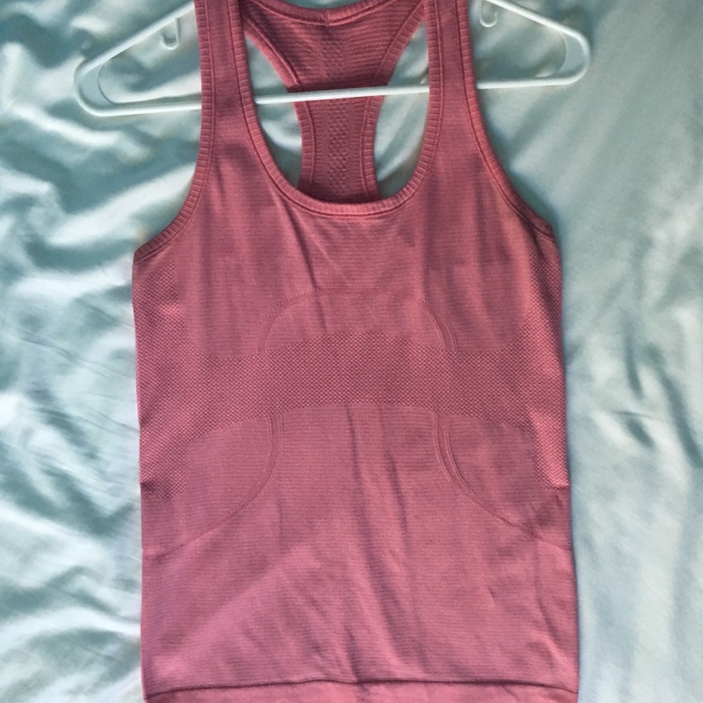 Lululemon Swiftly Tech Racerback size 6